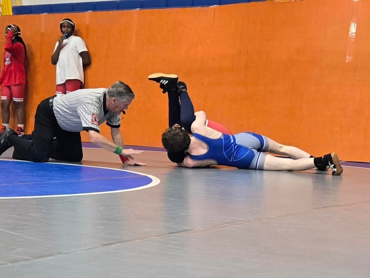 JC Brawlers wrestlers training on the mat